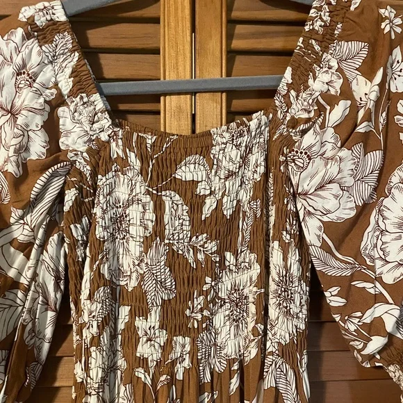 Petal and Pup Smocked Puff Sleeve brown and White Fall Color Midi Dress Size XS - Picture 2 of 8